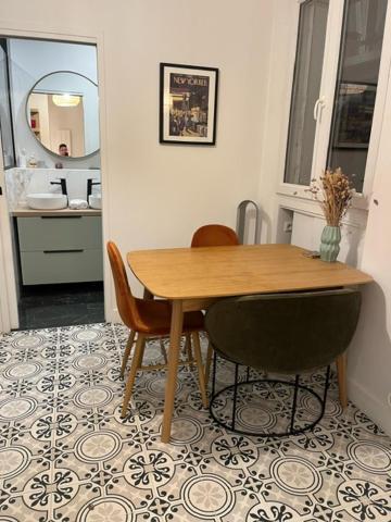 Apartment Beautiful 1br Flat Near Canal Saint Martin Paris